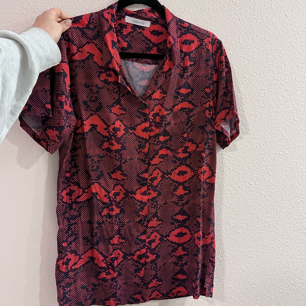 Inamorata snake top